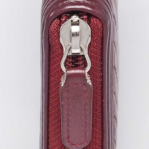 Chanel Burgundy Chevron Quilted Lambskin Leather Boy Yen Wallet - Picture 4 of 7